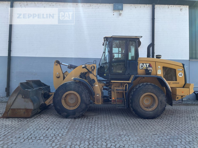 Cat 930M - اللودر بعجل: صورة 1 Cat 930M - اللودر بعجل: صورة 1