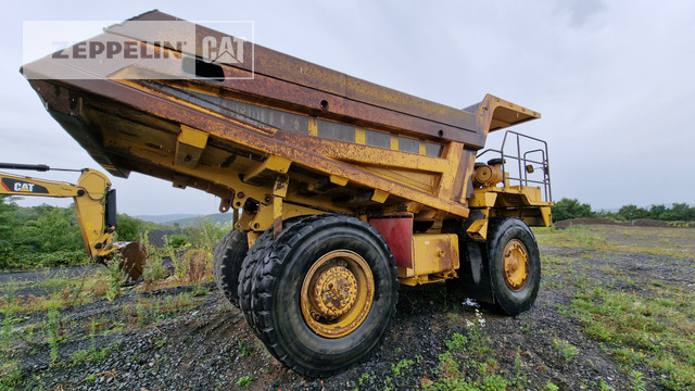 Komatsu HD325-6 - شاحنة قلابة صلبة/ شاحنة صخور: صورة 5 Komatsu HD325-6 - شاحنة قلابة صلبة/ شاحنة صخور: صورة 5