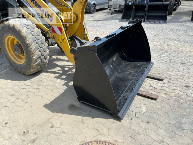 Komatsu WA80M-8EO - اللودر بعجل: صورة 5 Komatsu WA80M-8EO - اللودر بعجل: صورة 5