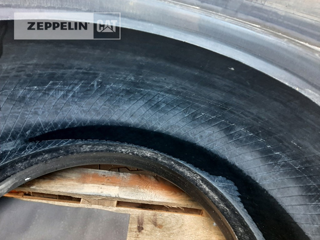 Michelin 1 x Reifen 36/65R33 - إطارات - آلات الإنشاء: صورة 4 Michelin 1 x Reifen 36/65R33 - إطارات - آلات الإنشاء: صورة 4