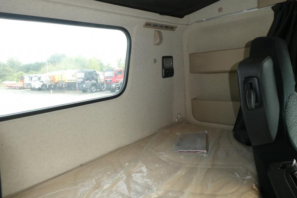 MERCEDES-BENZ Actros neu 2546 L 6x2 Abrollkipper Lenk-Lift Achse - شاحنة برافعة خطافية: صورة 3 MERCEDES-BENZ Actros neu 2546 L 6x2 Abrollkipper Lenk-Lift Achse - شاحنة برافعة خطافية: صورة 3