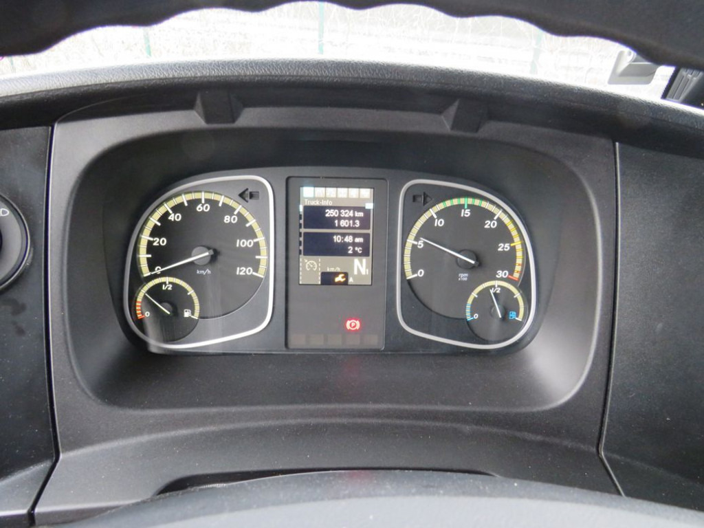 MERCEDES-BENZ Atego 1527 L Pritsche LBW - شاحنة ذات ستائر جانبية: صورة 3 MERCEDES-BENZ Atego 1527 L Pritsche LBW - شاحنة ذات ستائر جانبية: صورة 3