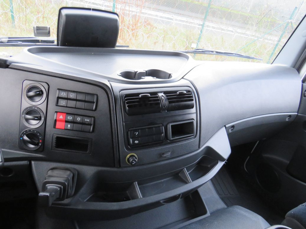 MERCEDES-BENZ Atego 1527 L Pritsche LBW - شاحنة ذات ستائر جانبية: صورة 5 MERCEDES-BENZ Atego 1527 L Pritsche LBW - شاحنة ذات ستائر جانبية: صورة 5