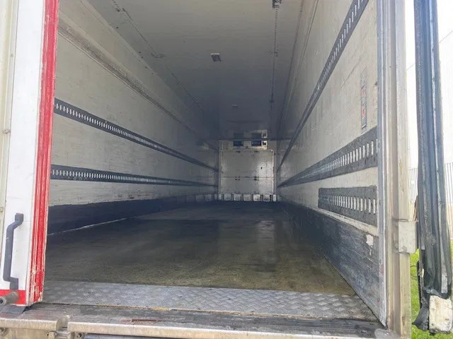 Van Eck koelvries 3 asser stuuras,met carrier vector koelmotor, apk gekeurd - نصف مقطورة للتبريد: صورة 5 Van Eck koelvries 3 asser stuuras,met carrier vector koelmotor, apk gekeurd - نصف مقطورة للتبريد: صورة 5