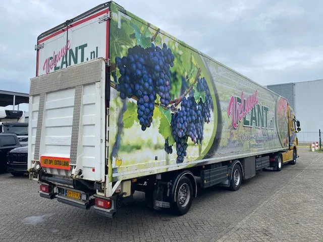 Vogelzang bloemen en planten oplegger 280 hoog deuren voor en achter, laadklep achter - نصف مقطورة بصندوق مغلق: صورة 1 Vogelzang bloemen en planten oplegger 280 hoog deuren voor en achter, laadklep achter - نصف مقطورة بصندوق مغلق: صورة 1