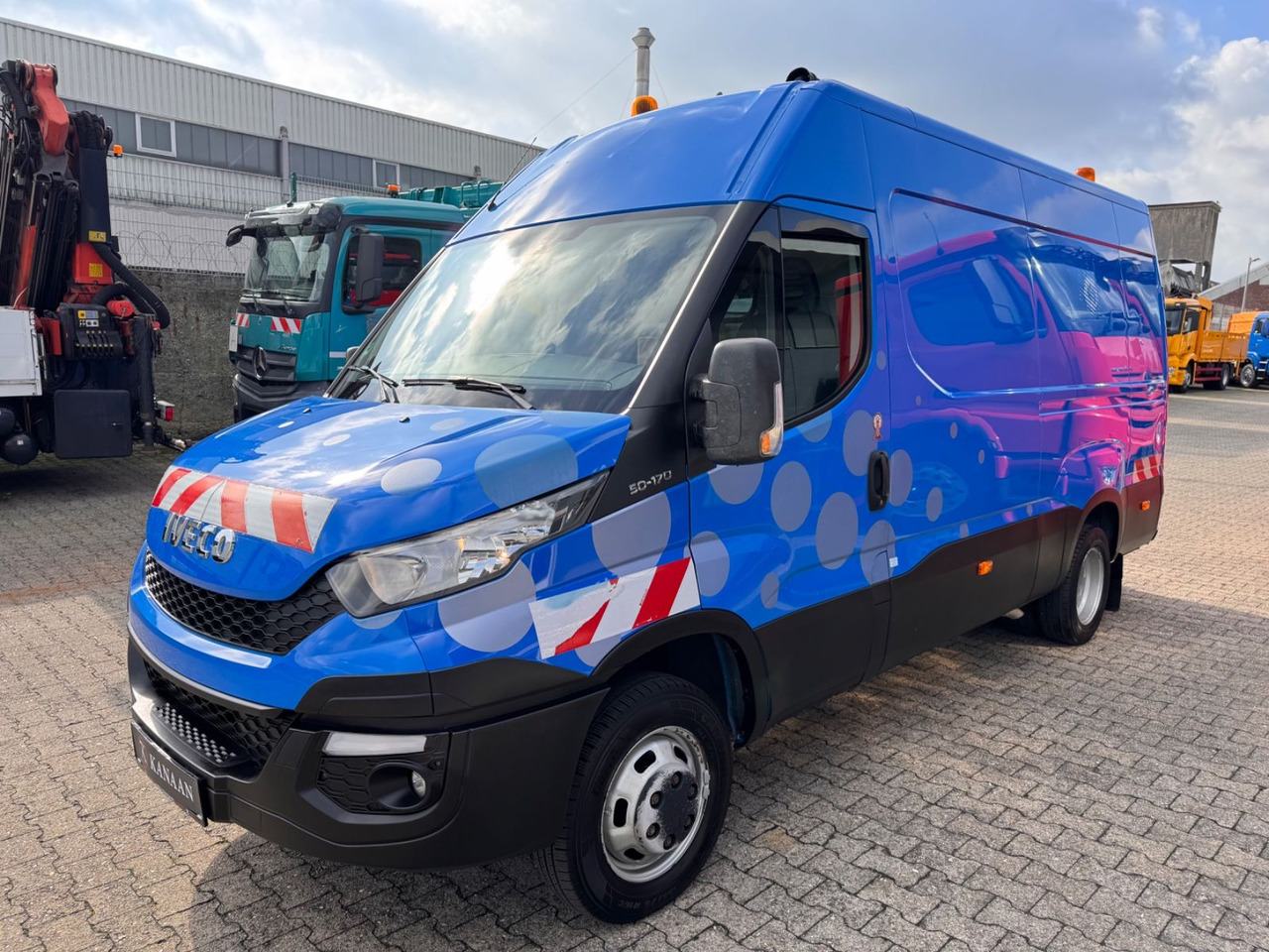 Iveco Daily Kasten 50 C 170 Werkstattwagen SORTIMO - فان: صورة 2 Iveco Daily Kasten 50 C 170 Werkstattwagen SORTIMO - فان: صورة 2