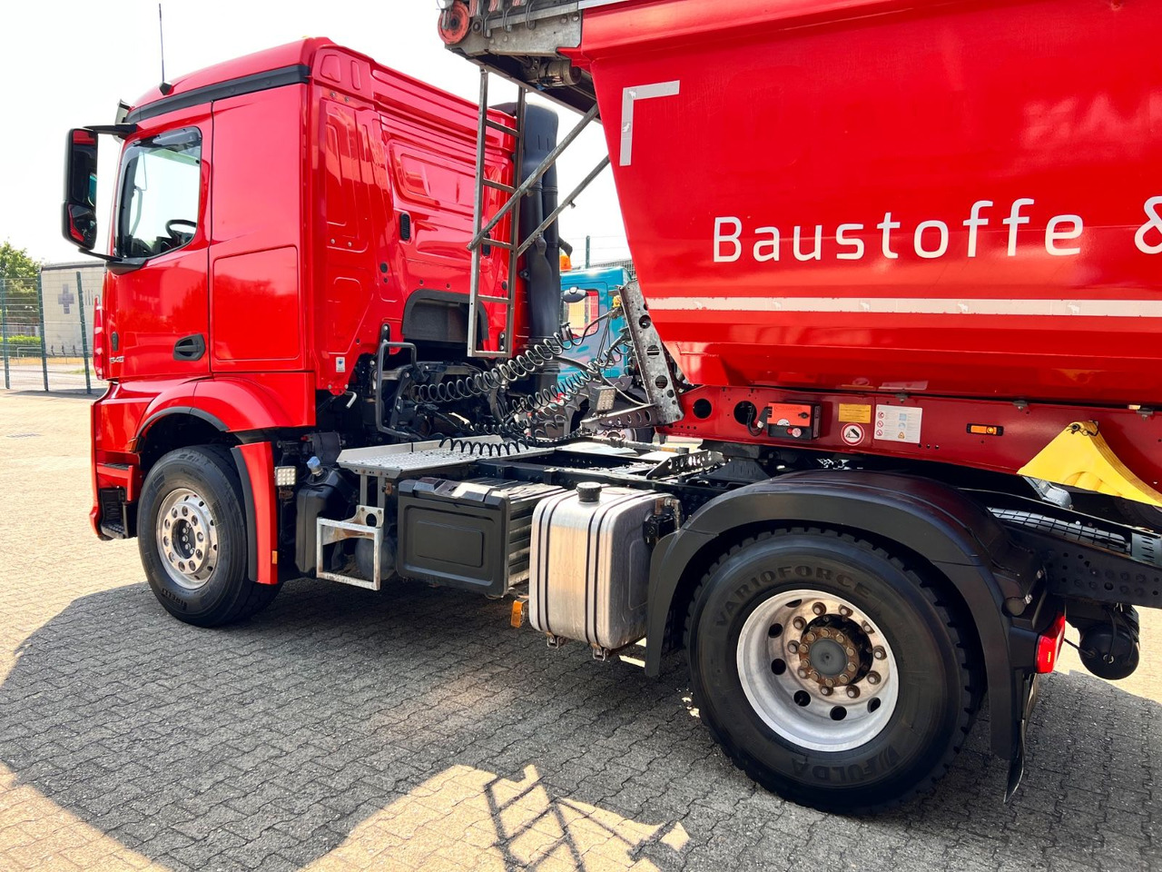 Mercedes-Benz 1846 LS Actros 5 4x2 Kipphydraulik - رأس تريلا: صورة 3 Mercedes-Benz 1846 LS Actros 5 4x2 Kipphydraulik - رأس تريلا: صورة 3