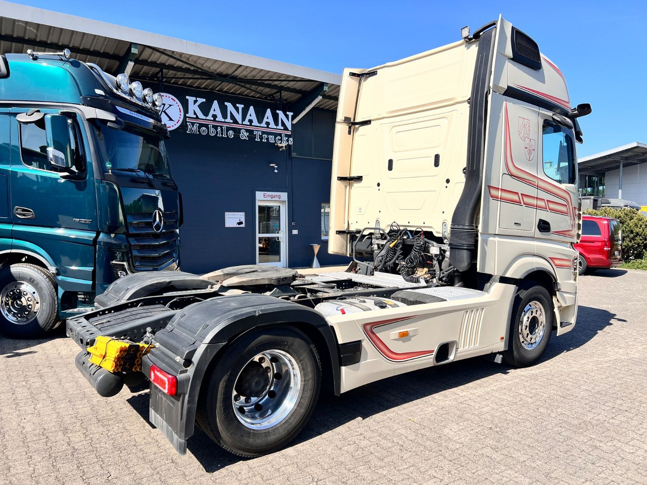 Mercedes-Benz 1848 LS Actros 5 GigaSpace - مقطورة السحب: صورة 4 Mercedes-Benz 1848 LS Actros 5 GigaSpace - مقطورة السحب: صورة 4