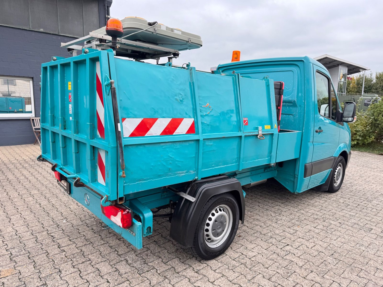 Mercedes-Benz 313 CDI Sprinter II Bertsche Müllwagen Tafel - آلات أخرى: صورة 5 Mercedes-Benz 313 CDI Sprinter II Bertsche Müllwagen Tafel - آلات أخرى: صورة 5