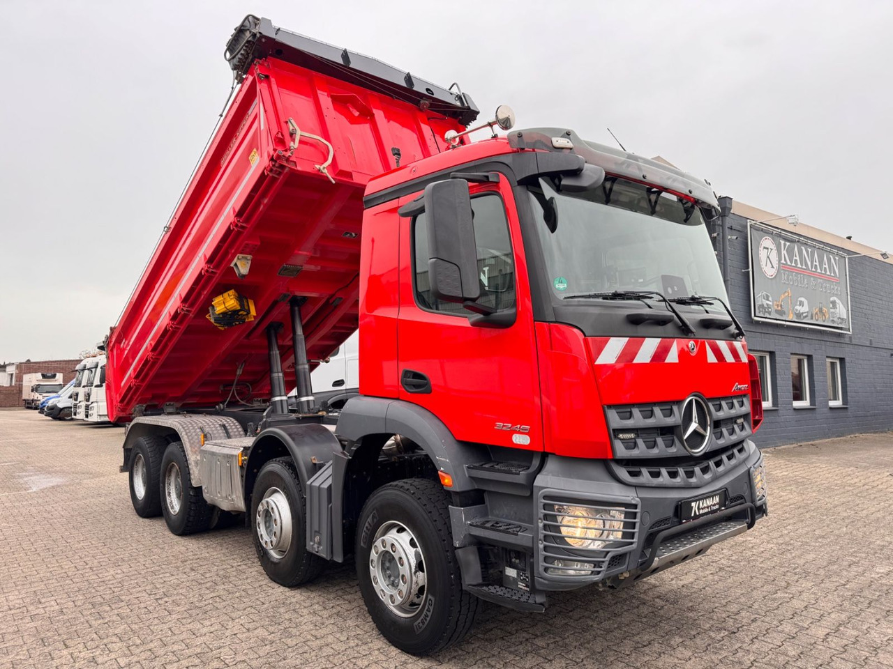 Mercedes-Benz 3246 K Arocs 8x4 Meiller Bordmatik - شاحنة قلاب: صورة 4 Mercedes-Benz 3246 K Arocs 8x4 Meiller Bordmatik - شاحنة قلاب: صورة 4