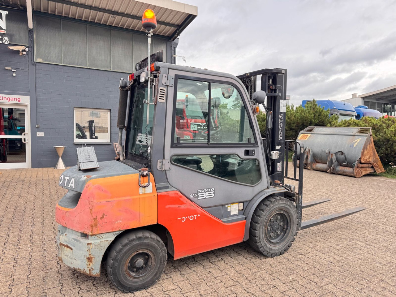 Toyota Tonero 35 Diesel Stapler 3.274h Sideshift - رافعة شوكية ديزل: صورة 5 Toyota Tonero 35 Diesel Stapler 3.274h Sideshift - رافعة شوكية ديزل: صورة 5