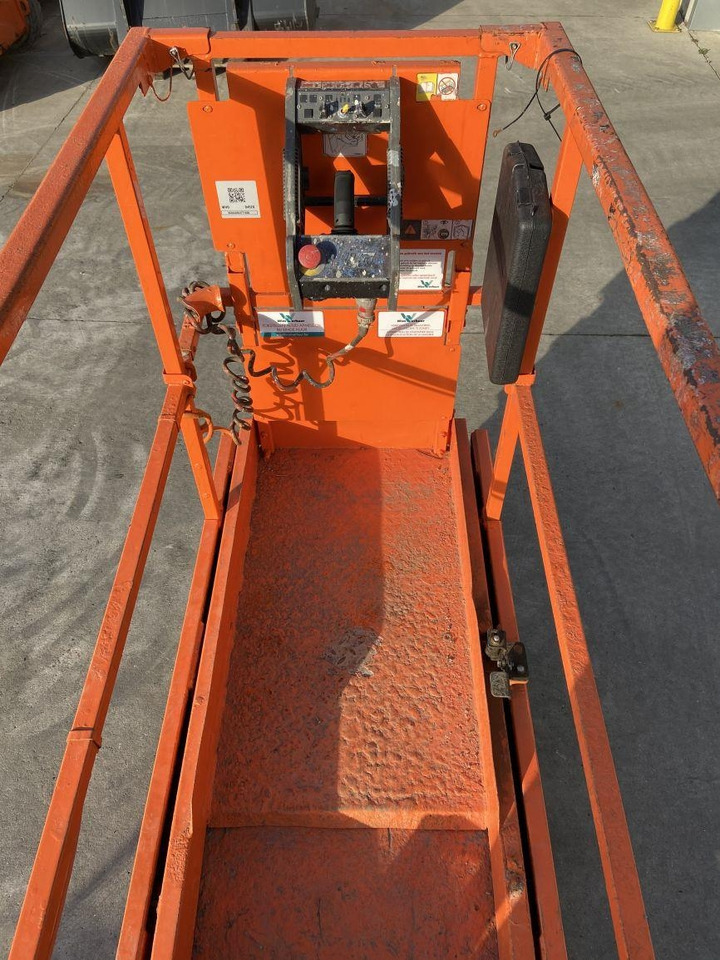 JLG 1930ES (4520) - مرفاع مقصي: صورة 4 JLG 1930ES (4520) - مرفاع مقصي: صورة 4