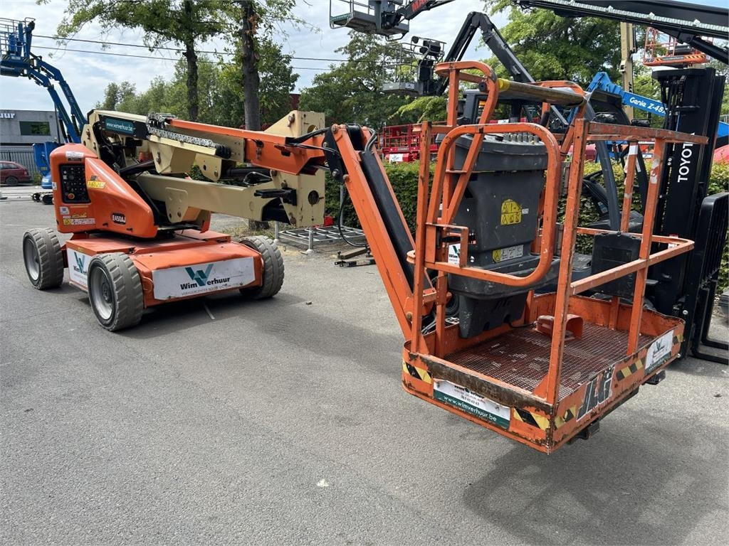 JLG E450AJ (2005) - مرفاع مفصلي: صورة 1 JLG E450AJ (2005) - مرفاع مفصلي: صورة 1