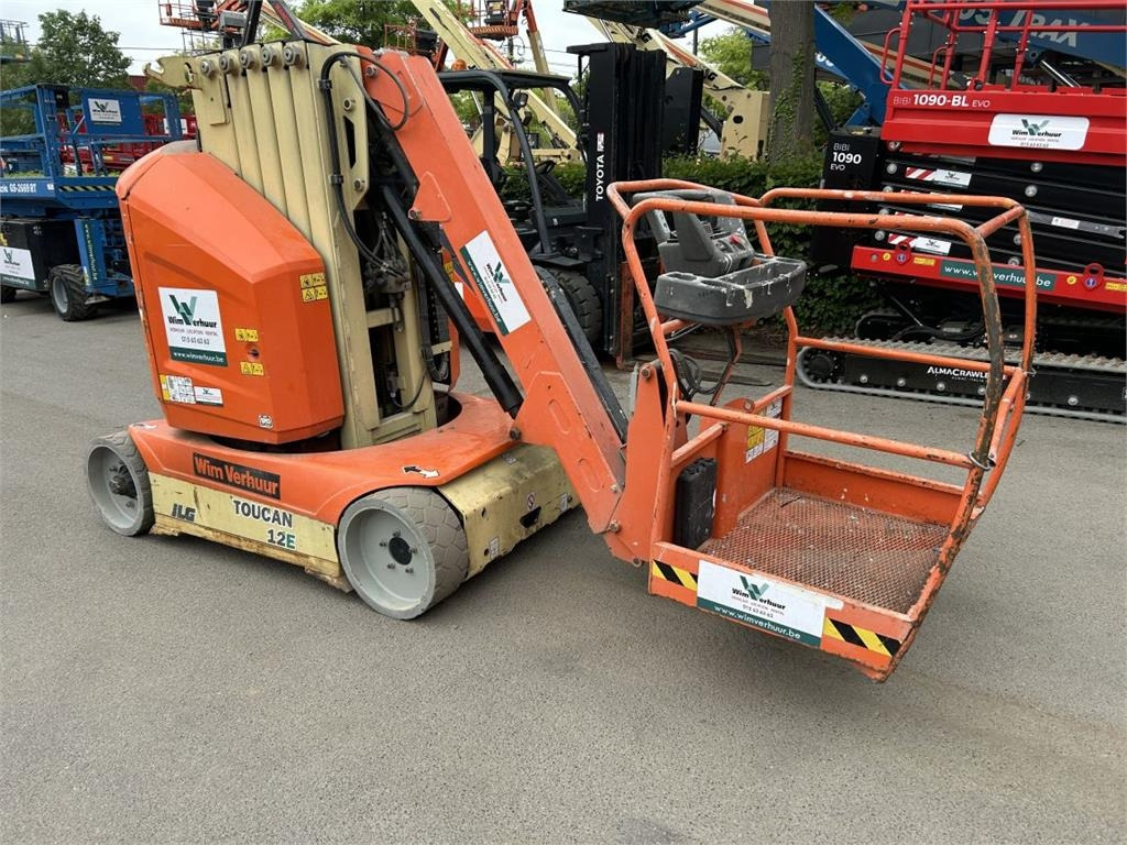 مرفاع بصاري عمودي JLG Toucan 12E (1933): صورة 1