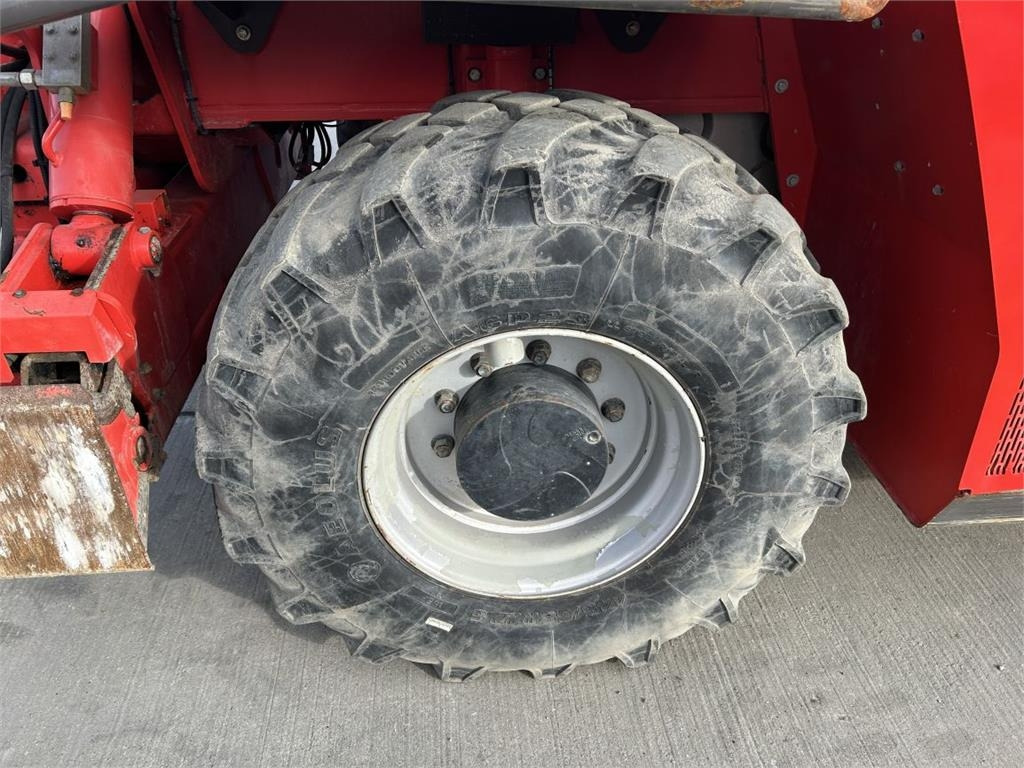 Manitou MRT2540+ Privilege ST4 (1636) - آلة رفع ونقل تلسكوبية: صورة 5 Manitou MRT2540+ Privilege ST4 (1636) - آلة رفع ونقل تلسكوبية: صورة 5