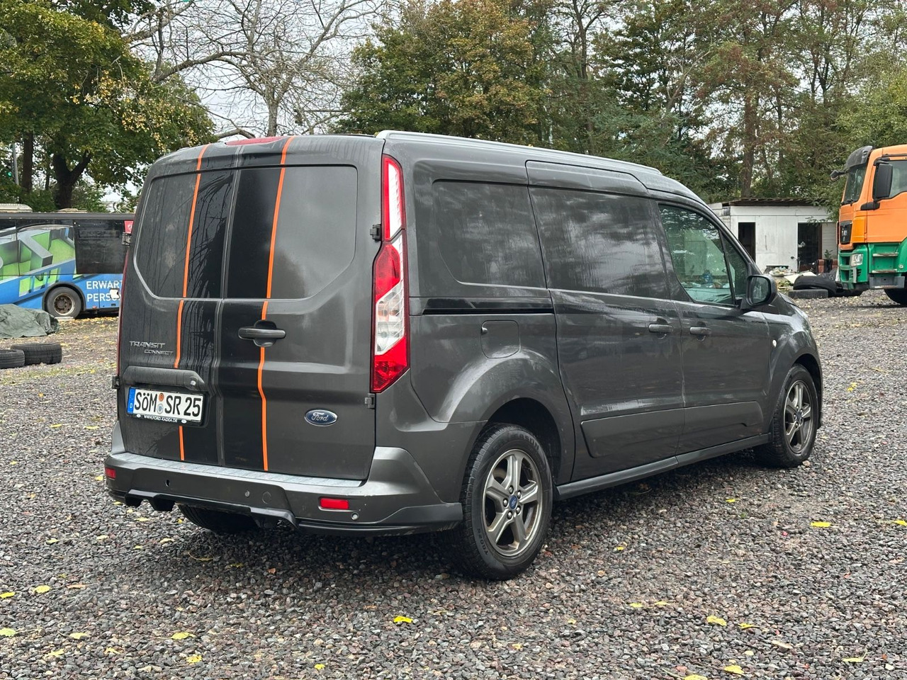 Ford Transit Connect (AC*SitzHZ*Rückfahrkamera) - ميكروباص: صورة 4 Ford Transit Connect (AC*SitzHZ*Rückfahrkamera) - ميكروباص: صورة 4