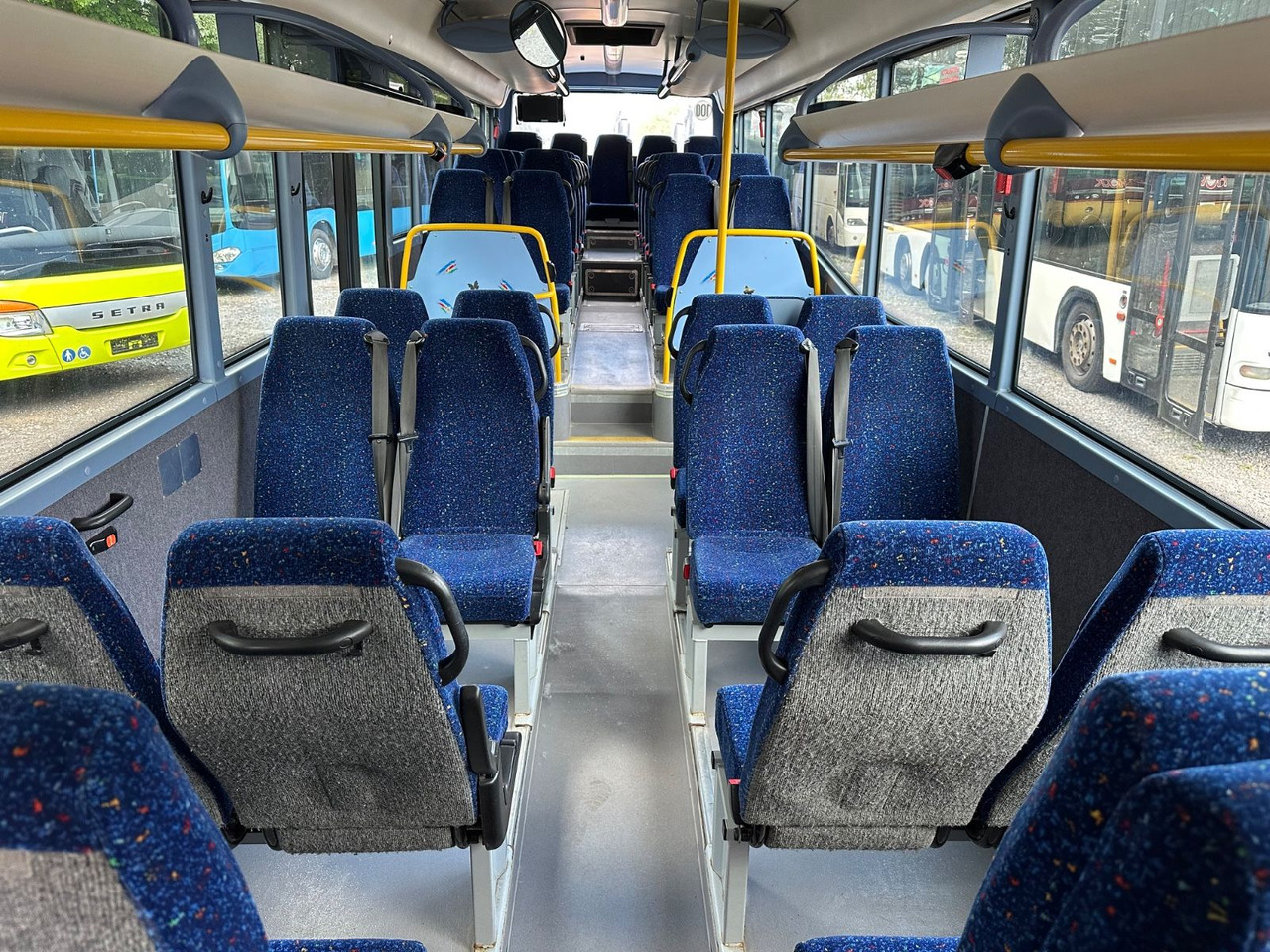 Iveco Irisbus Crossway LE SFR 162 *AC*100 km/h*Schalt - حافلة المدينة: صورة 5 Iveco Irisbus Crossway LE SFR 162 *AC*100 km/h*Schalt - حافلة المدينة: صورة 5