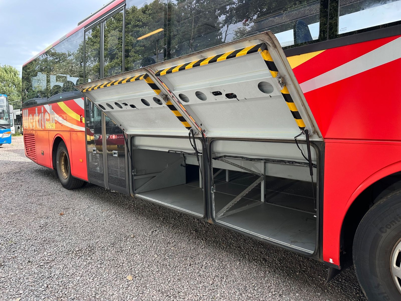 Mercedes-Benz O550 Integro (56 Sitze*Klima*Schalt) - حافلة الضواحي: صورة 5 Mercedes-Benz O550 Integro (56 Sitze*Klima*Schalt) - حافلة الضواحي: صورة 5