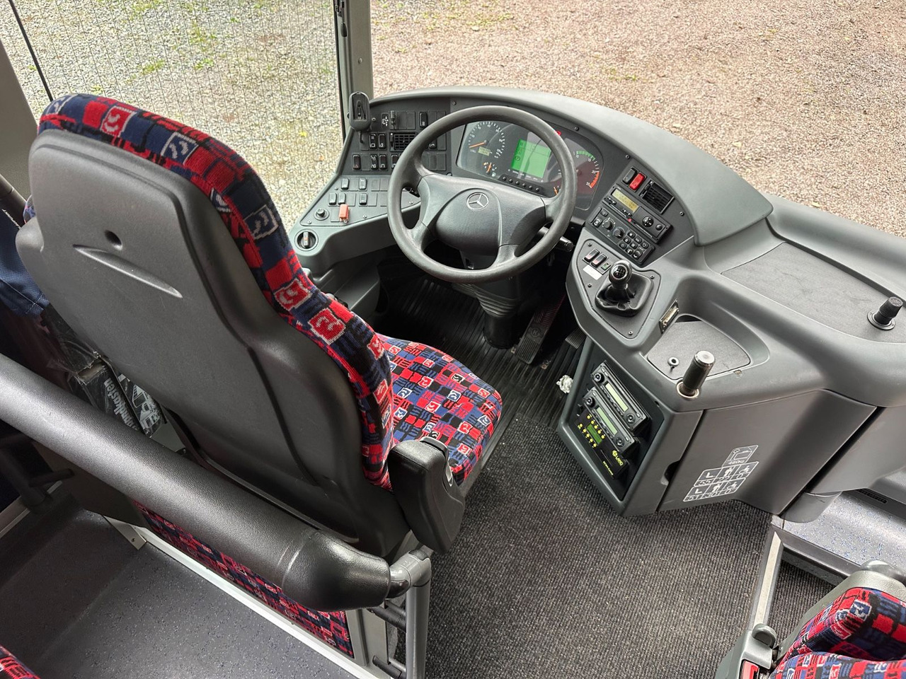 Mercedes-Benz O550 Integro (58 Sitze*Klima) - حافلة الضواحي: صورة 5 Mercedes-Benz O550 Integro (58 Sitze*Klima) - حافلة الضواحي: صورة 5