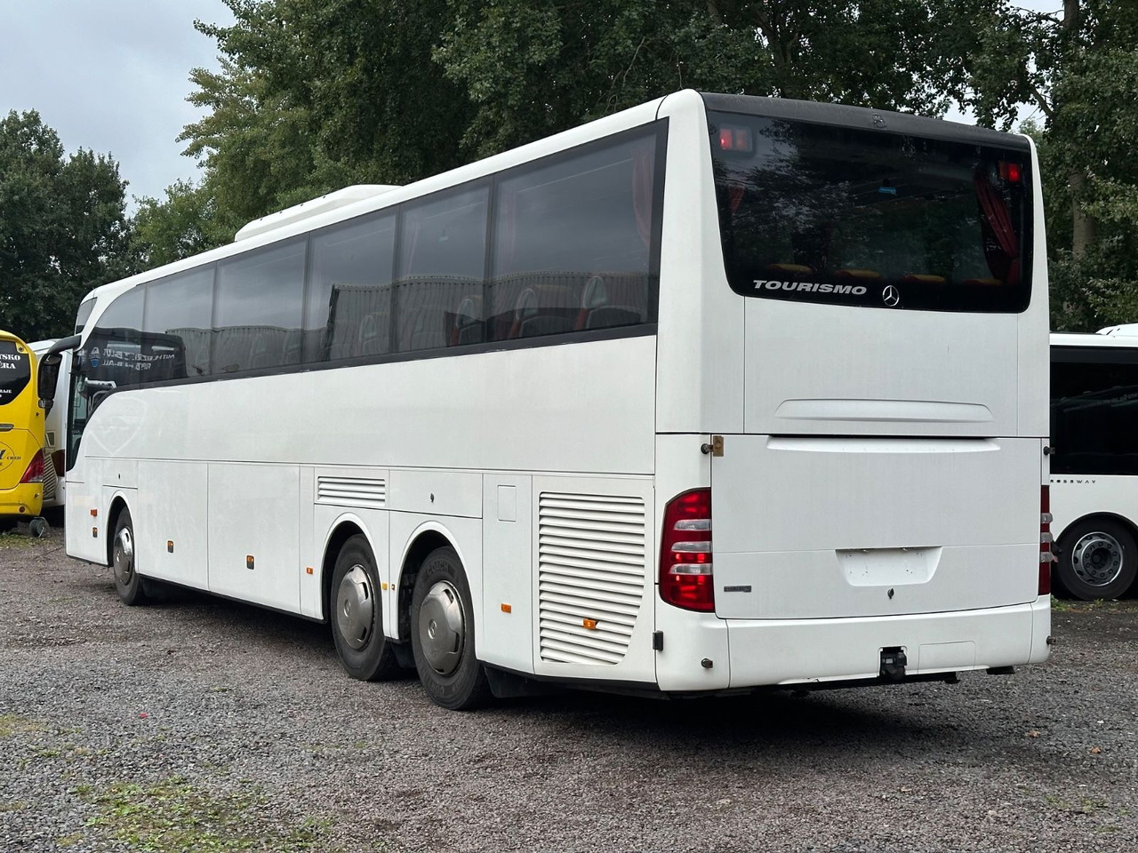 Mercedes-Benz Tourismo O350 16 RHD-M (56 Sitze*DE*TOP) - حافلة نقل لمسافات طويلة: صورة 2 Mercedes-Benz Tourismo O350 16 RHD-M (56 Sitze*DE*TOP) - حافلة نقل لمسافات طويلة: صورة 2