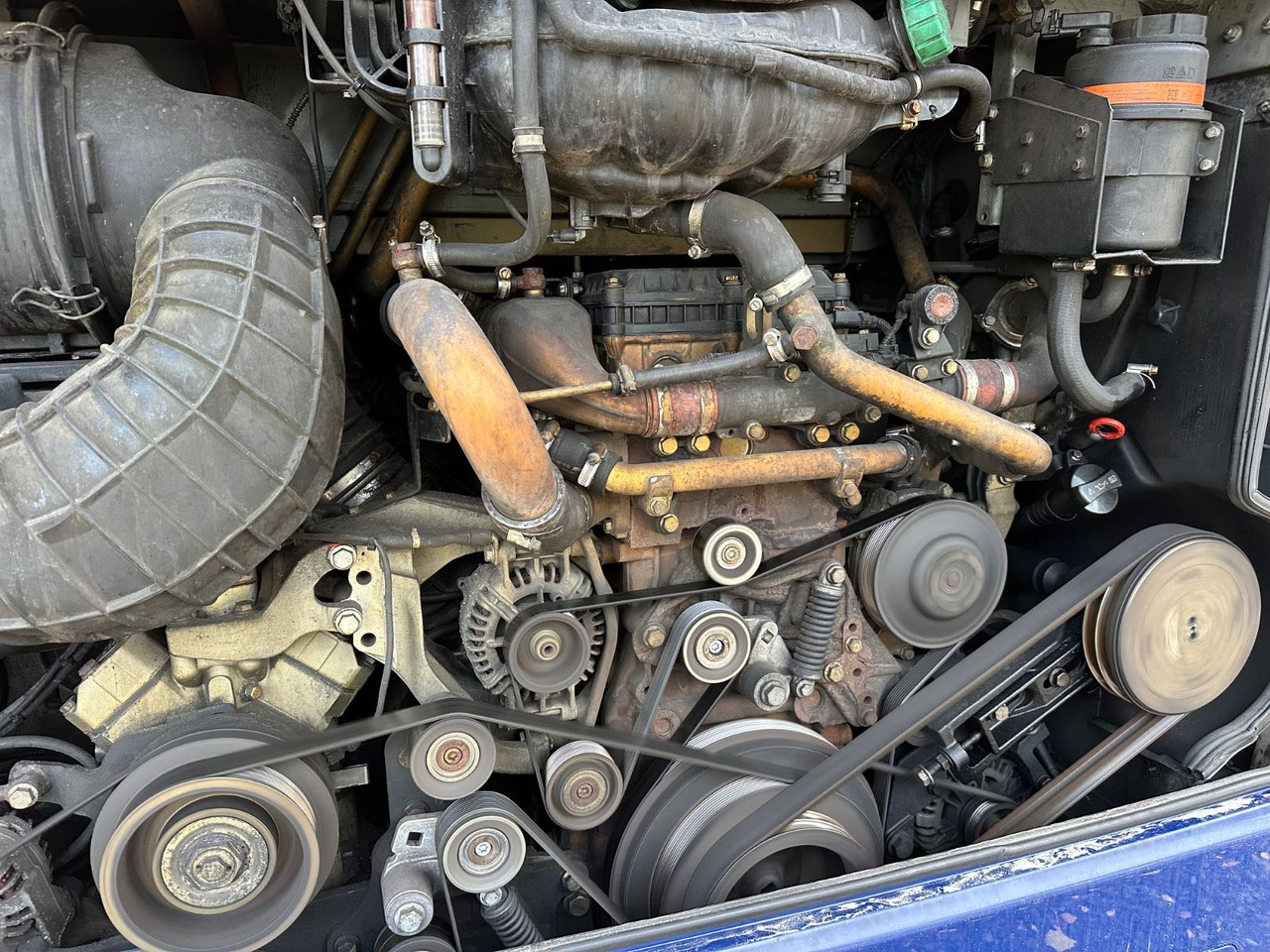 Mercedes-Benz Tourismo O350 17 RHD-L (59Sitze*DE*TOP) - حافلة نقل لمسافات طويلة: صورة 3 Mercedes-Benz Tourismo O350 17 RHD-L (59Sitze*DE*TOP) - حافلة نقل لمسافات طويلة: صورة 3