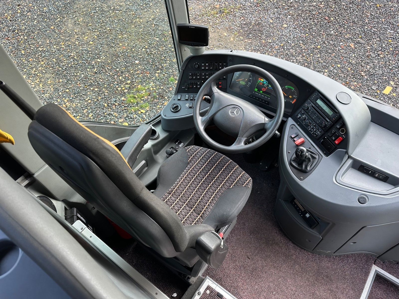 Mercedes-Benz Tourismo O350 17 RHD-L (59Sitze*DE*TOP) - حافلة نقل لمسافات طويلة: صورة 5 Mercedes-Benz Tourismo O350 17 RHD-L (59Sitze*DE*TOP) - حافلة نقل لمسافات طويلة: صورة 5