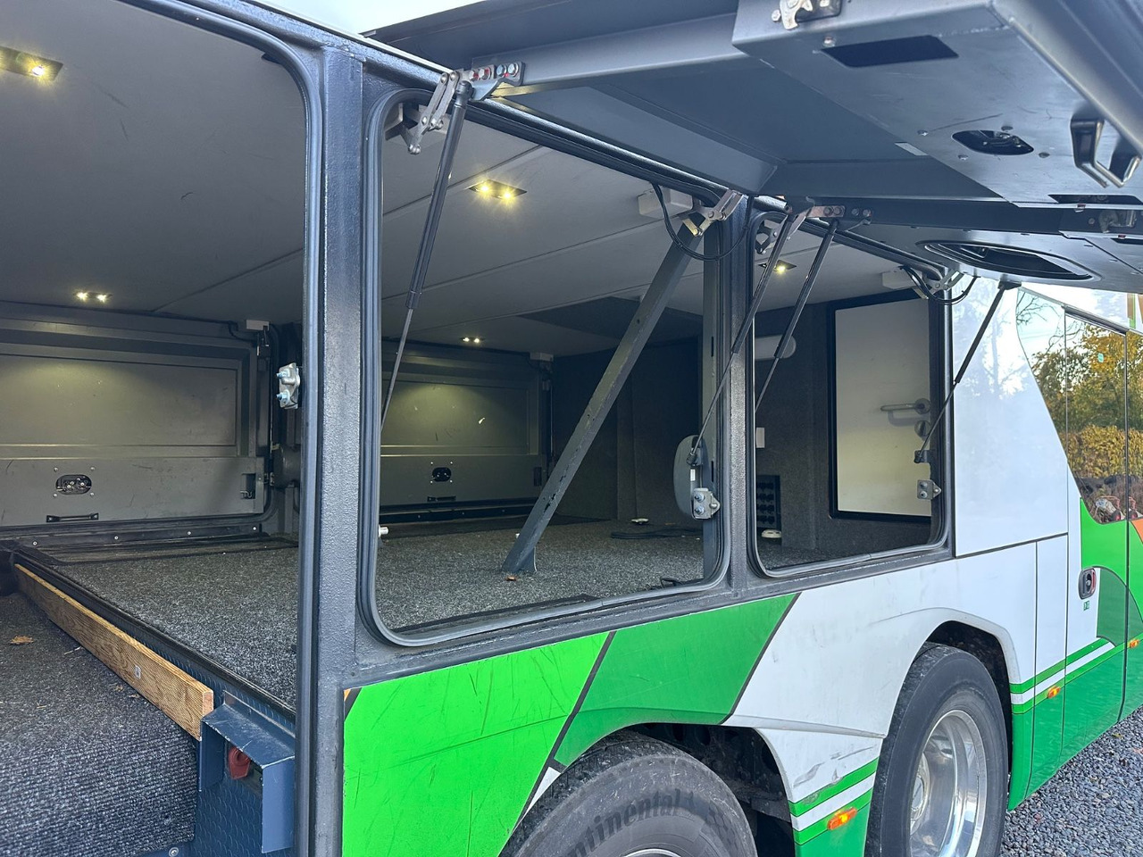 Neoplan P06 Skyliner L (78 Sitze*TOP*Panorama) - حافلة ذات طابقين: صورة 4 Neoplan P06 Skyliner L (78 Sitze*TOP*Panorama) - حافلة ذات طابقين: صورة 4