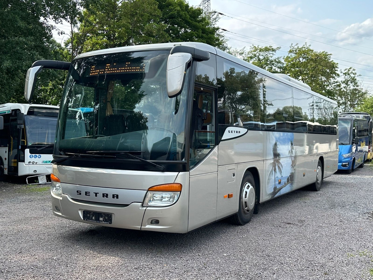 Setra S 415 UL GT (Motor neu*TOP) - حافلة الضواحي: صورة 1 Setra S 415 UL GT (Motor neu*TOP) - حافلة الضواحي: صورة 1