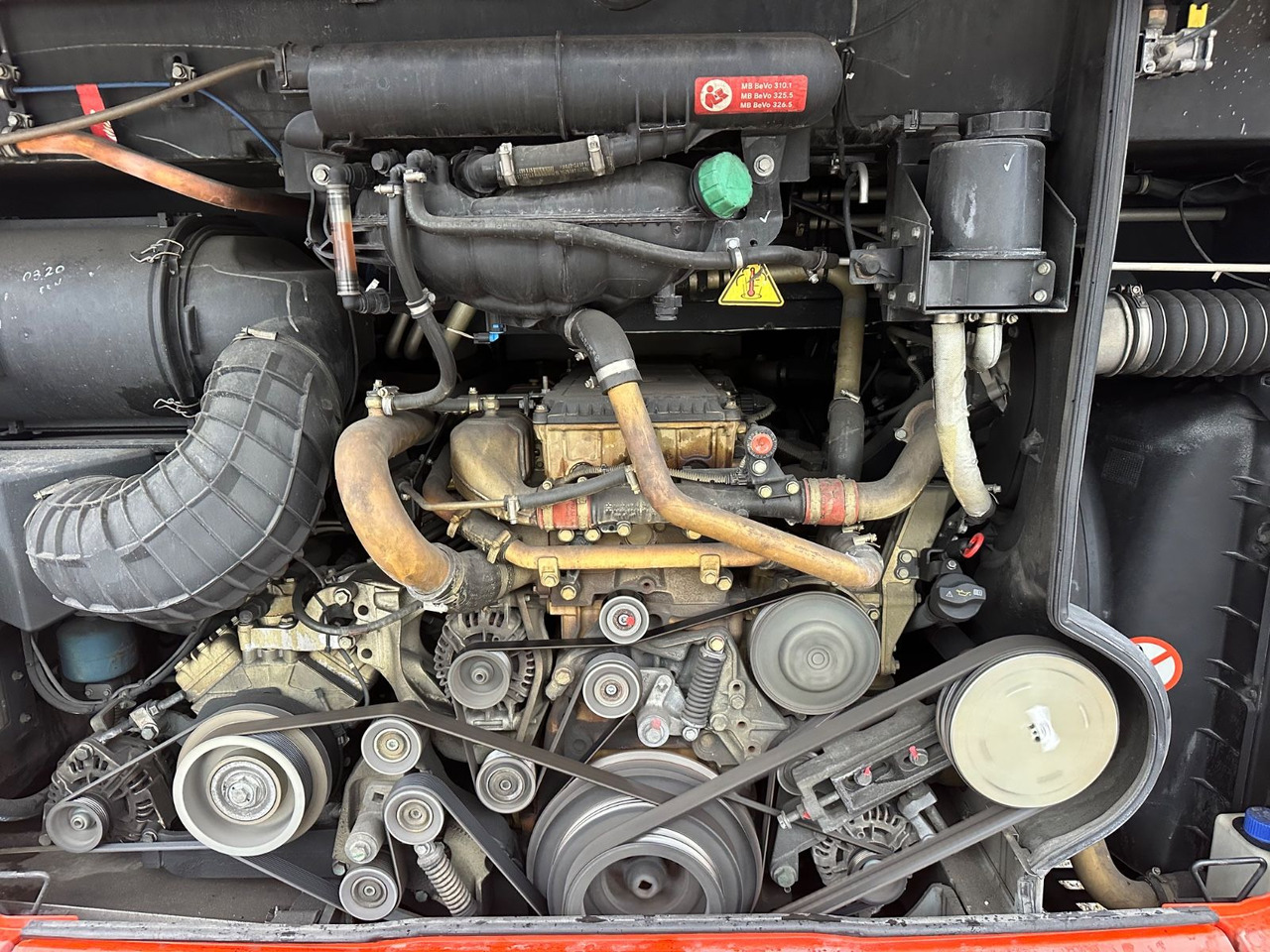 Setra S 515 HD (12.30 M*DE-Bus*TOP) - حافلة نقل لمسافات طويلة: صورة 4 Setra S 515 HD (12.30 M*DE-Bus*TOP) - حافلة نقل لمسافات طويلة: صورة 4