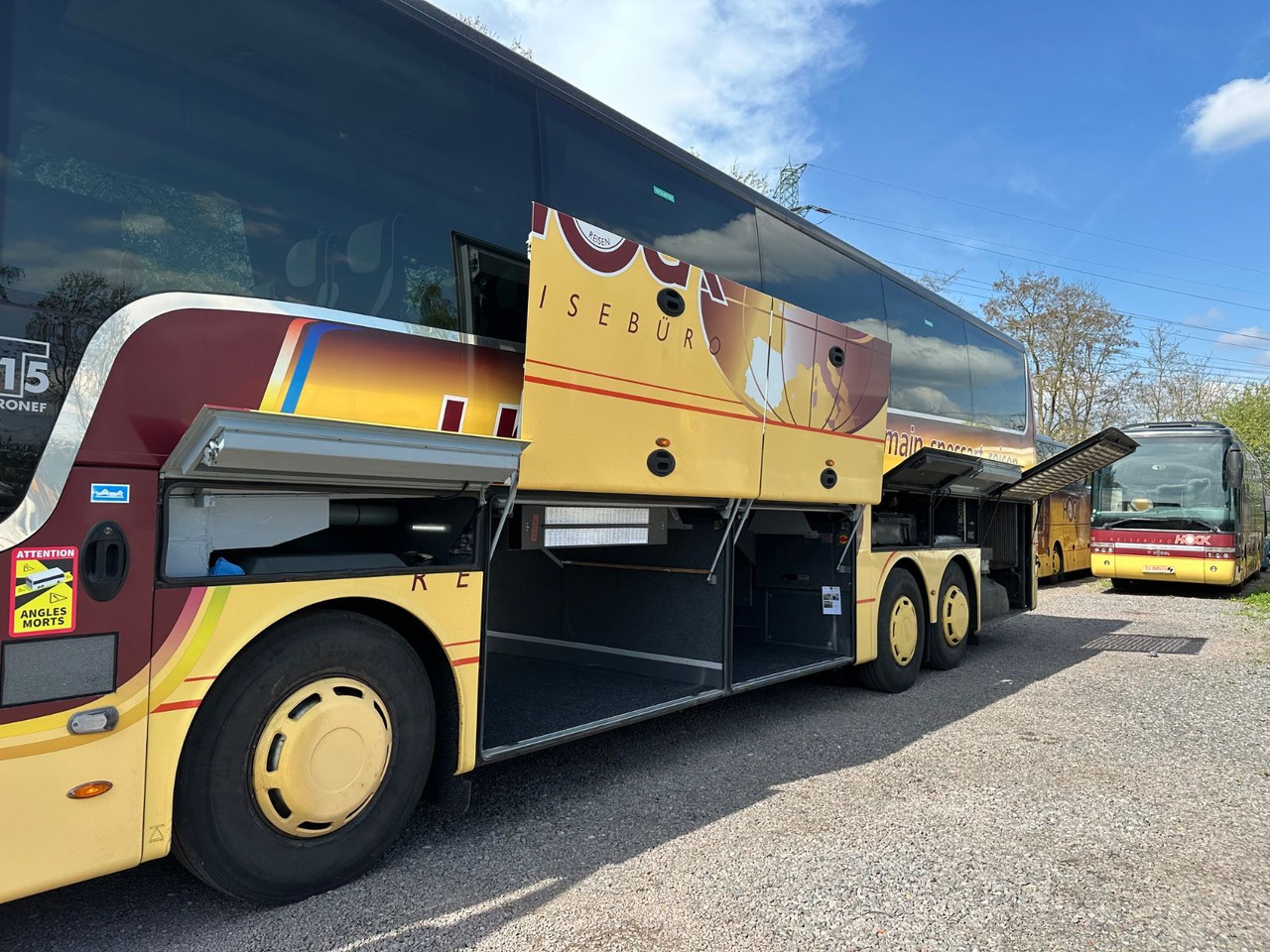 Vanhool T915 Astronef (Euro 5*Panorama Dach) - حافلة نقل لمسافات طويلة: صورة 4 Vanhool T915 Astronef (Euro 5*Panorama Dach) - حافلة نقل لمسافات طويلة: صورة 4