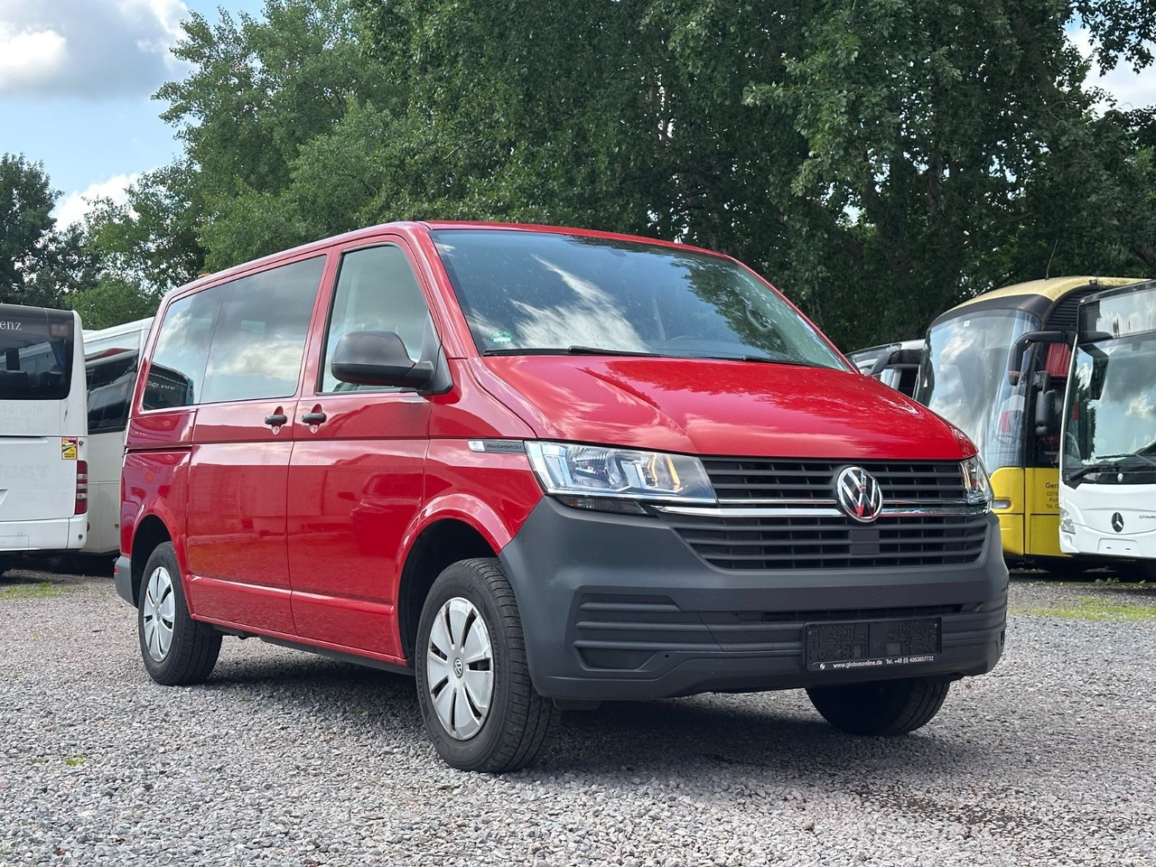 Volkswagen T6 Kombi (PDC Hi*ACC*StandHz*9 Sitzer*AC) - ميكروباص: صورة 2 Volkswagen T6 Kombi (PDC Hi*ACC*StandHz*9 Sitzer*AC) - ميكروباص: صورة 2
